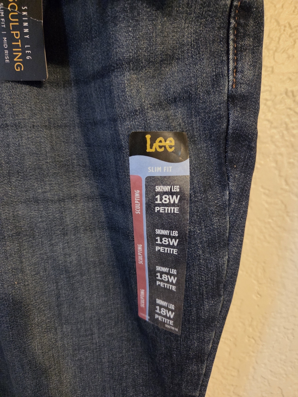 Lee Skinny Sculpting Jeans in Dark Blue
